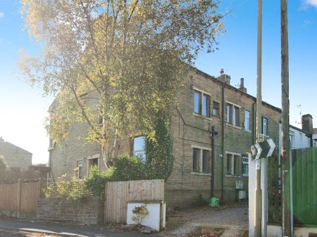 House for rent in Wrose, West Yorkshire