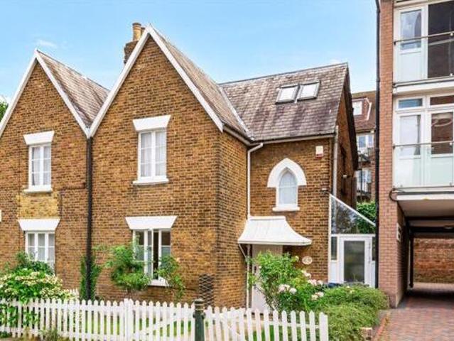House for rent in Lyons, Greater London