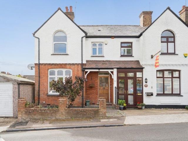 House for rent in London Borough of Hillingdon, Greater London