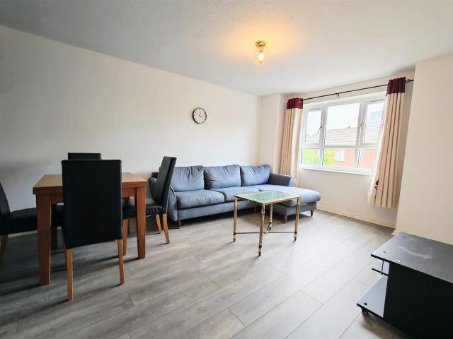 Apartment for rent in Calderstones