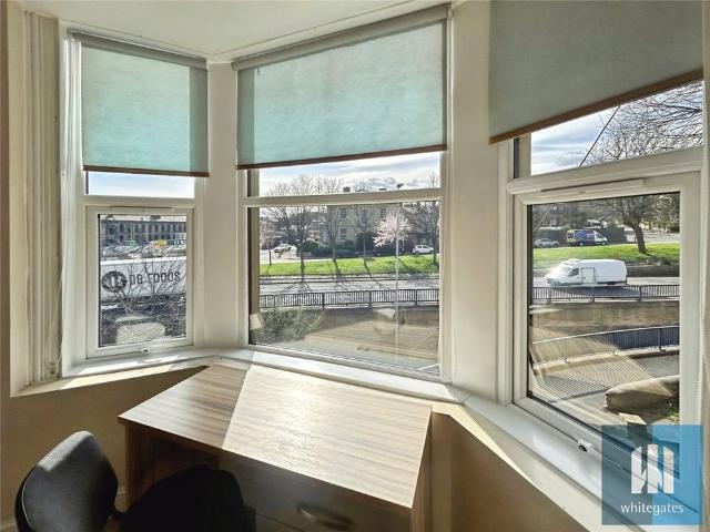 Studio for rent in Highfields, Huddersfield