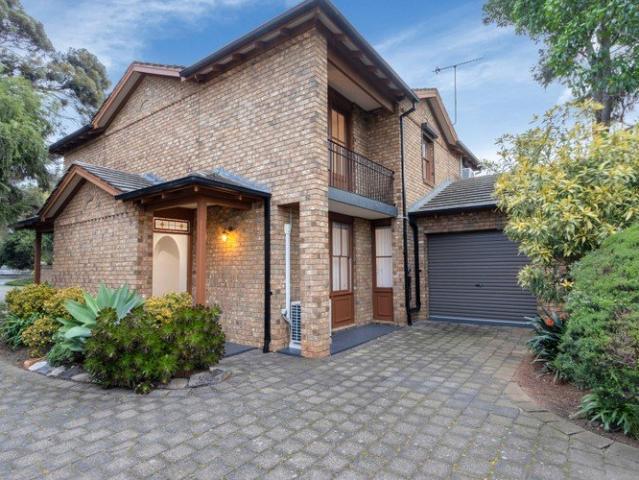Townhouse for sale in Horseshoe Creek, South Australia