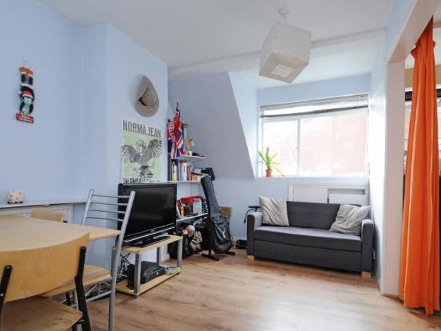 Apartment for rent in Highgate, Greater London