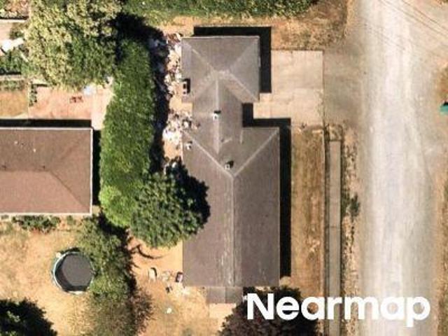 House for sale in Coos Bay