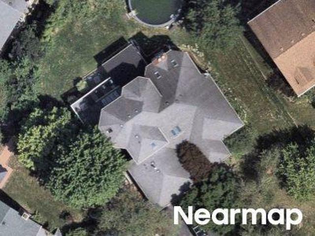 House for sale in Mchenry, Illinois