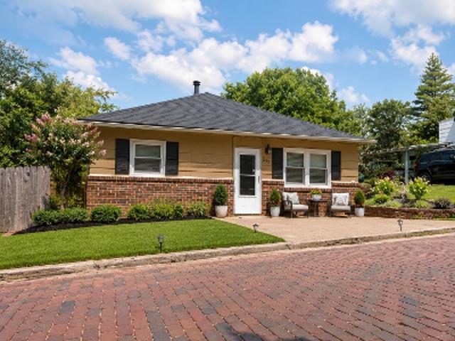 House for sale in Lexington, Missouri