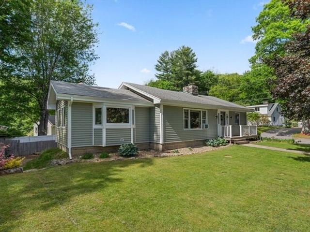 House for sale in Charlton, Massachusetts