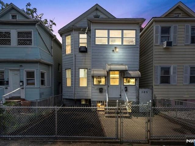 House for sale in Clifton, New Jersey