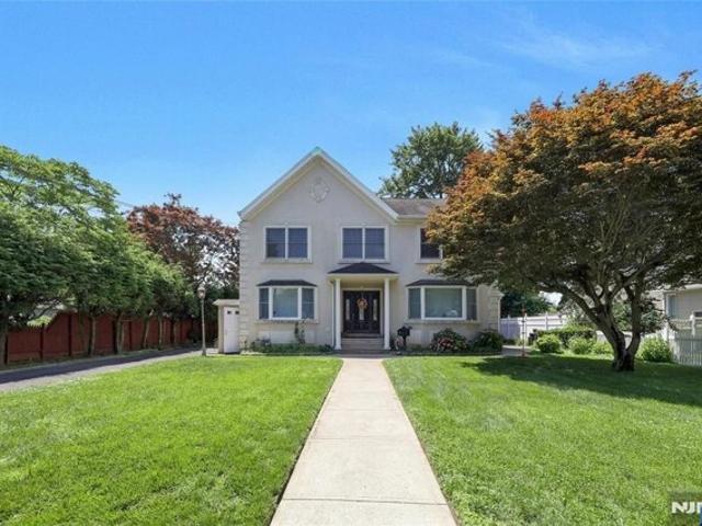 House for sale in Emerson