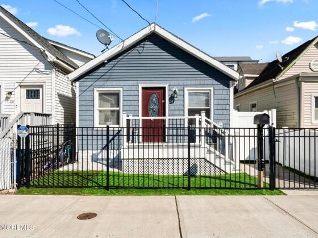 House for sale in Monmouth, New Jersey