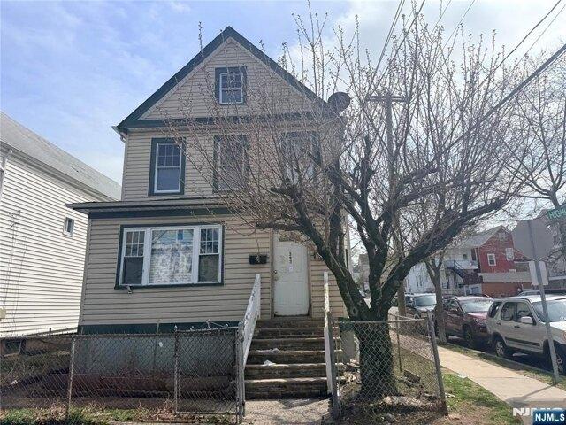 House for sale in Passaic, New Jersey