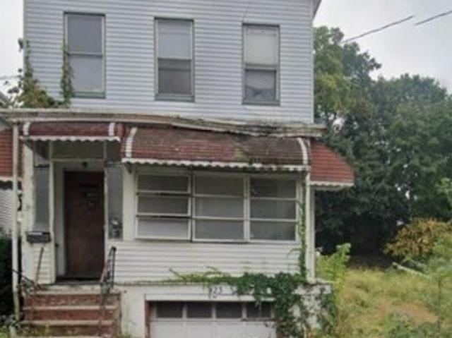 House for sale in Passaic, New Jersey