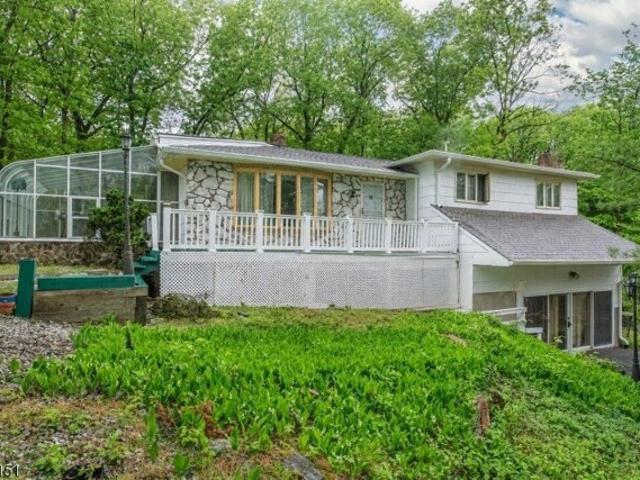 House for sale in Riverdale, New Jersey