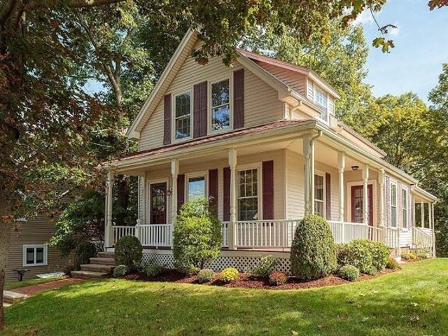 House for sale in Stoneham, Middlesex County