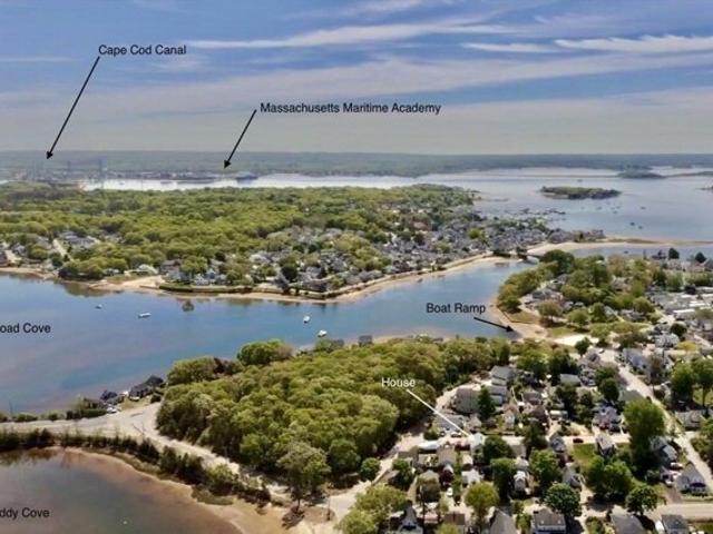 House for sale in East Wareham, Massachusetts
