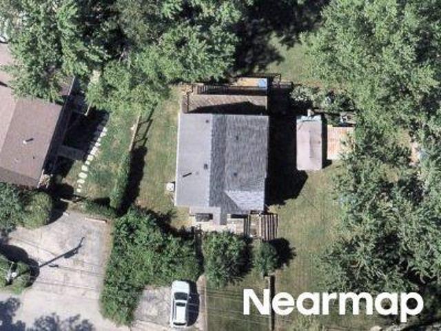 House for sale in Mchenry, Illinois