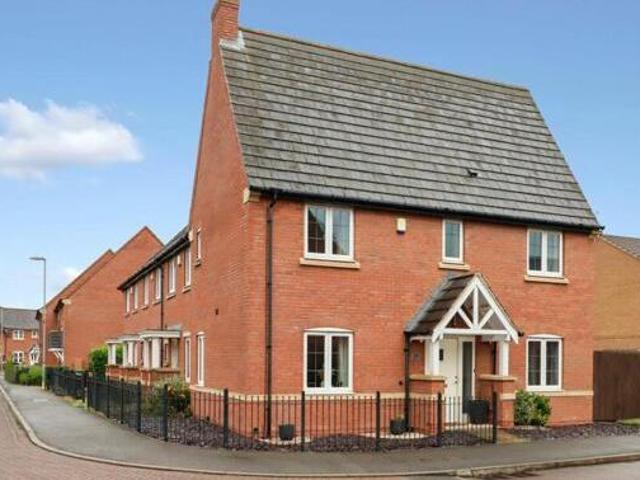 House for sale in Elmfield, Leicestershire