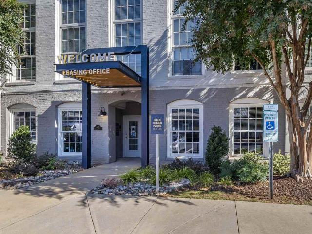 Apartment for rent in Mecklenburg, North Carolina