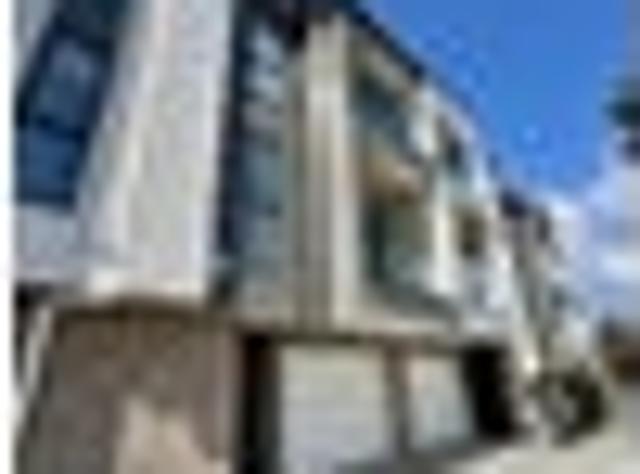 Townhouse for rent in Howick, Oroua County