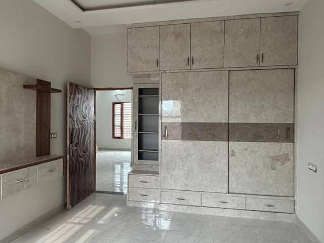 Flat for rent in Zirakpur, Punjab