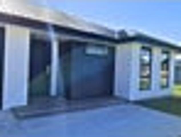 House for sale in Otakou