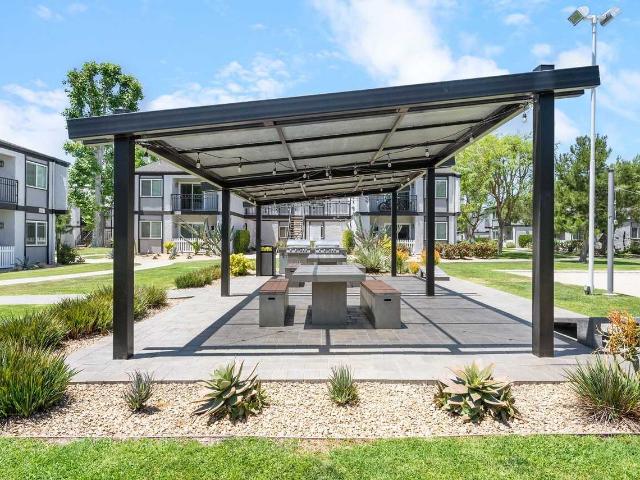 Apartment for rent in Fullerton, California