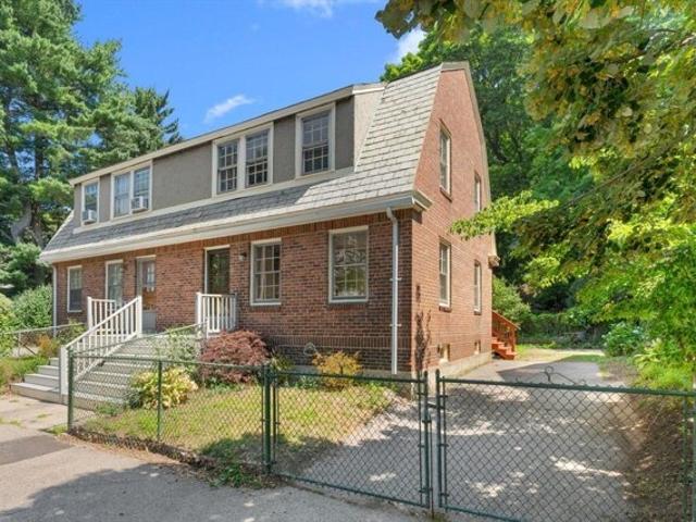House for sale in Brookline