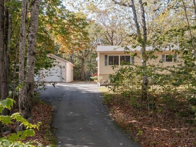 House for sale in Standish, Cumberland County
