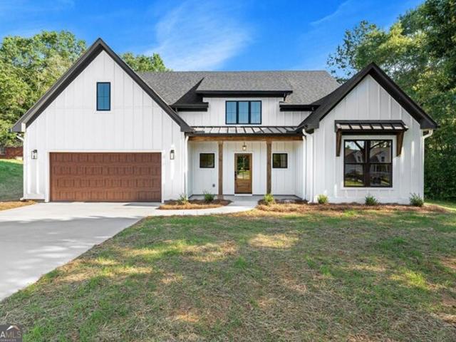 House for sale in Hartwell