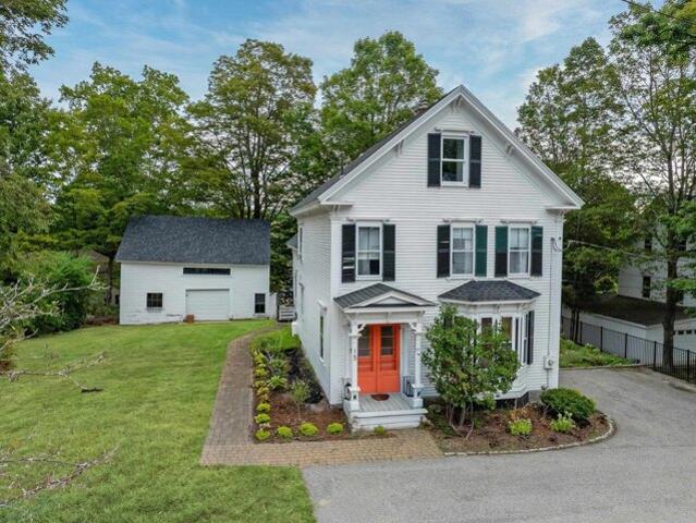 House for sale in New Hampshire