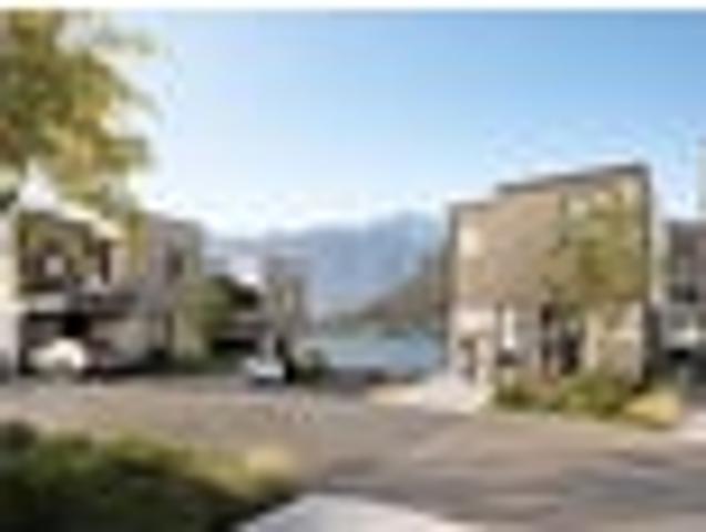Townhouse for sale in Otakou