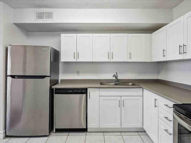 Apartment for rent in Arva, Ontario