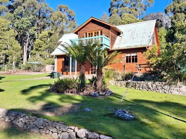 Cottage for sale in Claude Road, Tasmania