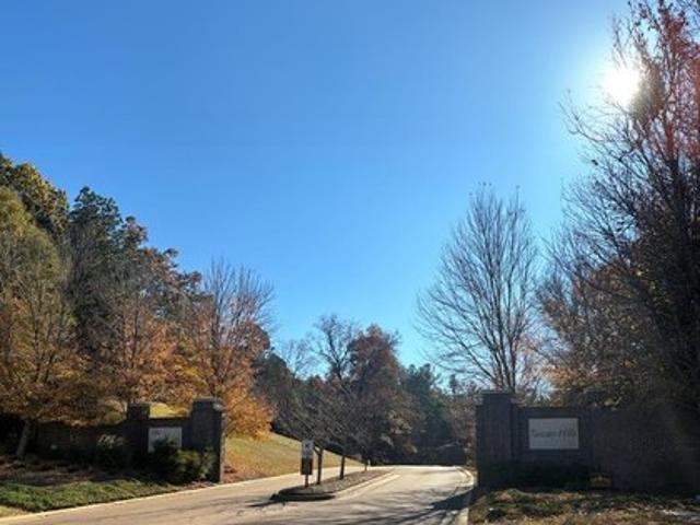 Land for sale in Oxford, Mississippi