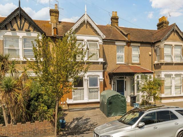 Apartment for rent in Gants Hill, Greater London