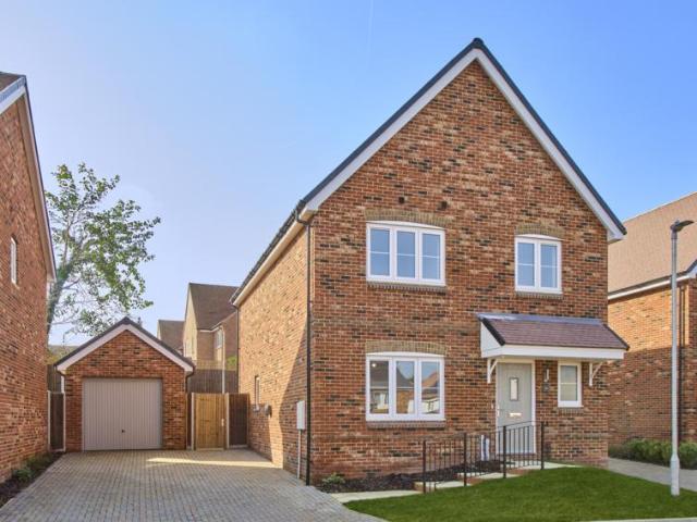 Property for sale in Swanley, The Butts