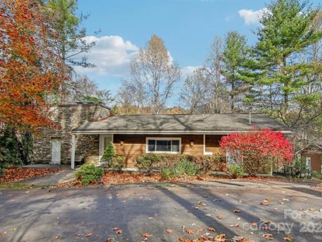 House for sale in Maggie Valley