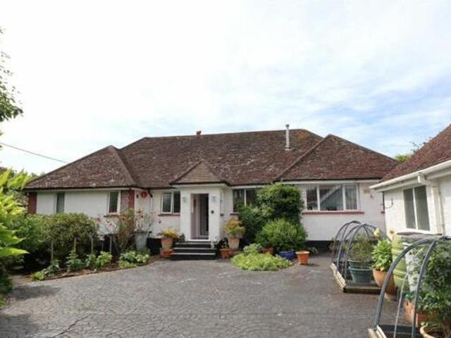 House for sale in Old Milton, New Forest