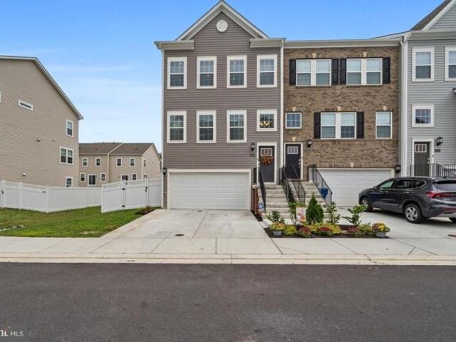 House for sale in California, Maryland