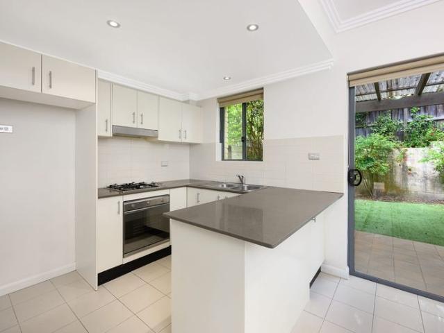 Townhouse for rent in Pearce’s Corner, Sydney