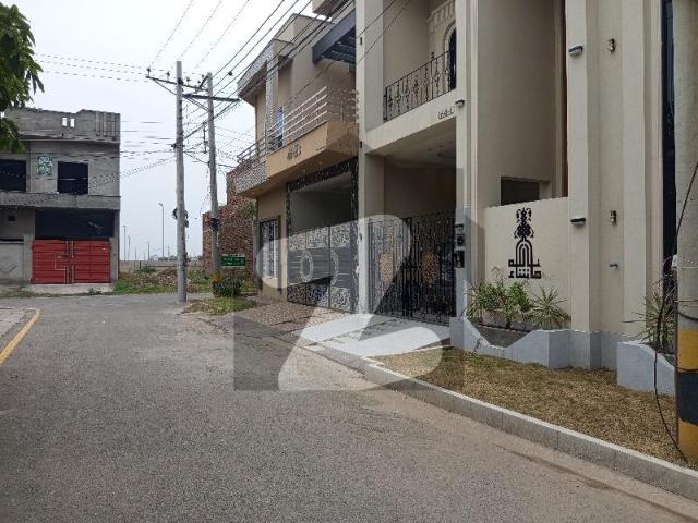 House for sale in Faisalabad, Islamabad Capital Territory