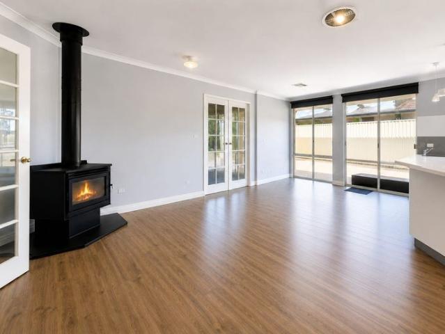 House for rent in Seville Grove, Western Australia