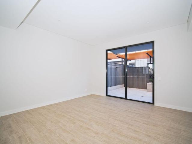 Townhouse for rent in Sydney, New South Wales