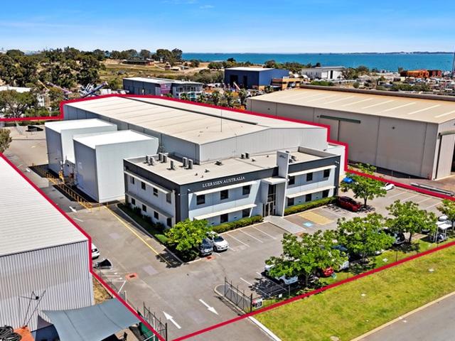 Warehouse for rent in Henderson, Western Australia