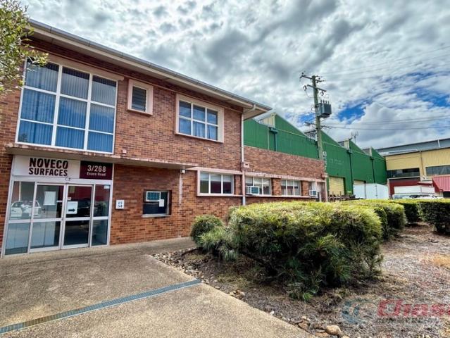 Warehouse for rent in Toombul, Queensland