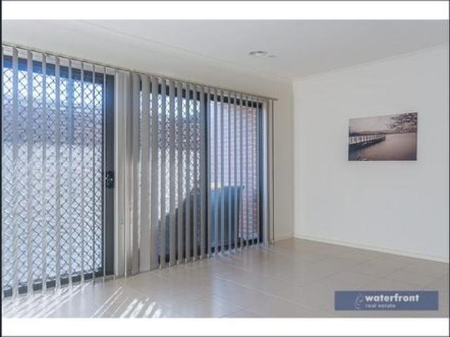 Townhouse for rent in Camerons Creek, Victoria