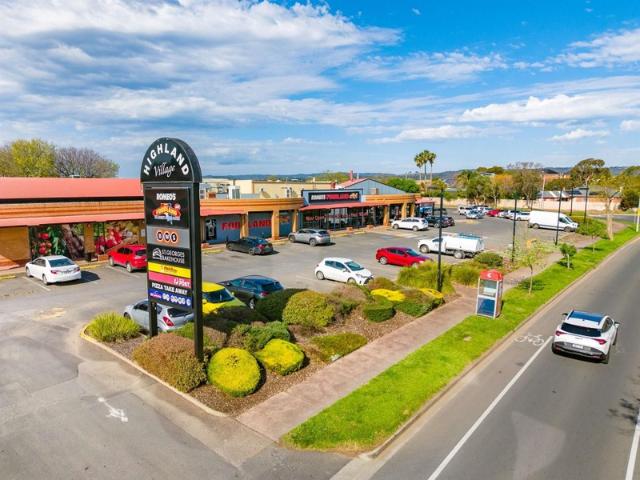 Retail for rent in Greenwith, Adelaide