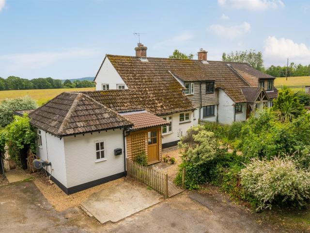 House for rent in Littlecote, West Sussex