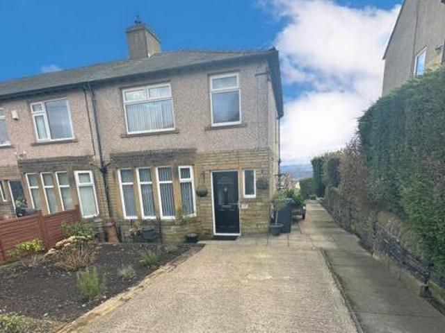 House for sale in Halifax, West Yorkshire
