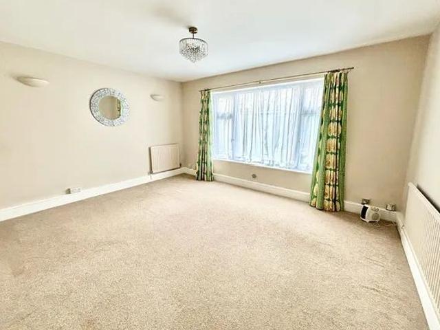 Apartment for rent in Snaresbrook, Greater London